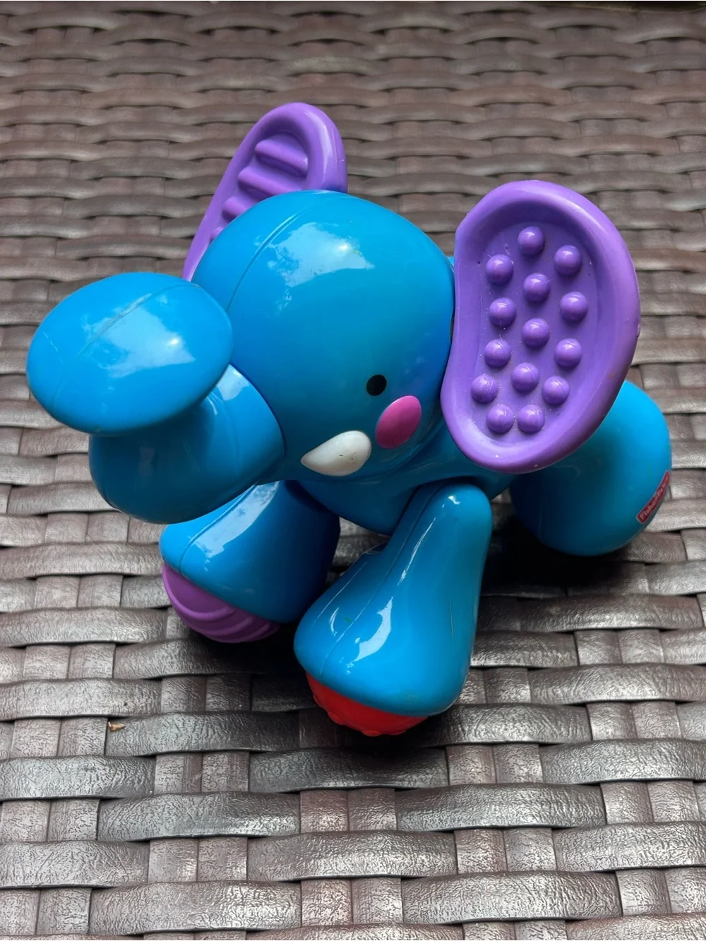 Fisher-Price Amazing Animals Blue Click & Clack Elephant.